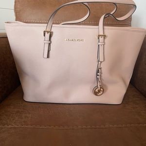 Michael Kors tote